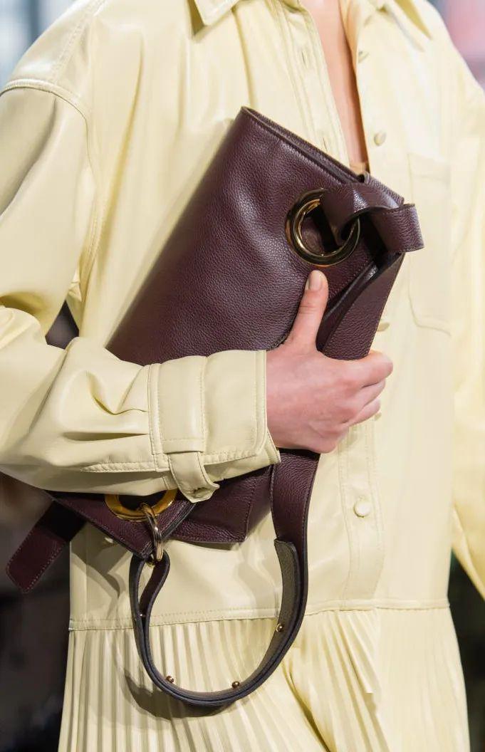 色彩2021春夏女装色彩流行趋势