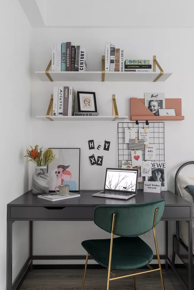 装饰房间小物件 b9381e4483c54c3b8839c635c7051712.png