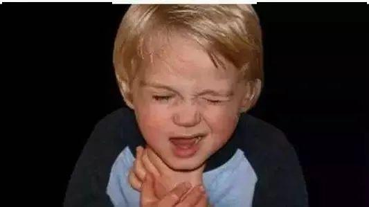 【孩子】正在威胁孩子生命4岁幼儿被窗帘绳勒死！爸妈忽略的这几件“小事”