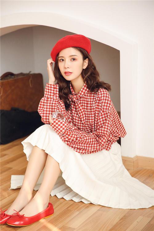 身材不妨试试田园小方格,简约又清新,夏天穿超显气质碎花太难驾驭