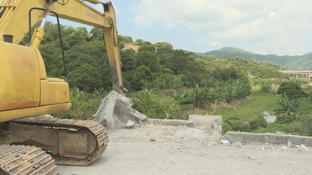 潮南雷岭镇490平米违建,拆了