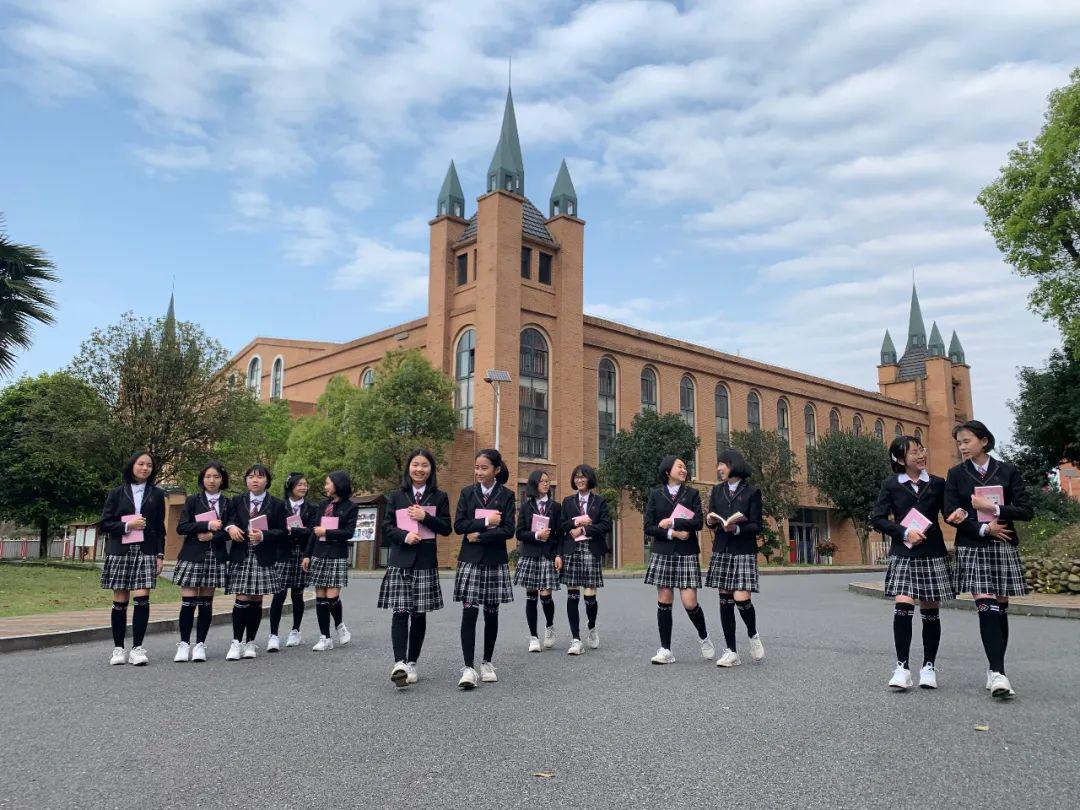 (萍乡实验学校女子中学)