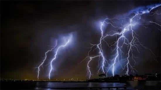 雷暴 大风 大雨!这些地方千万要注意