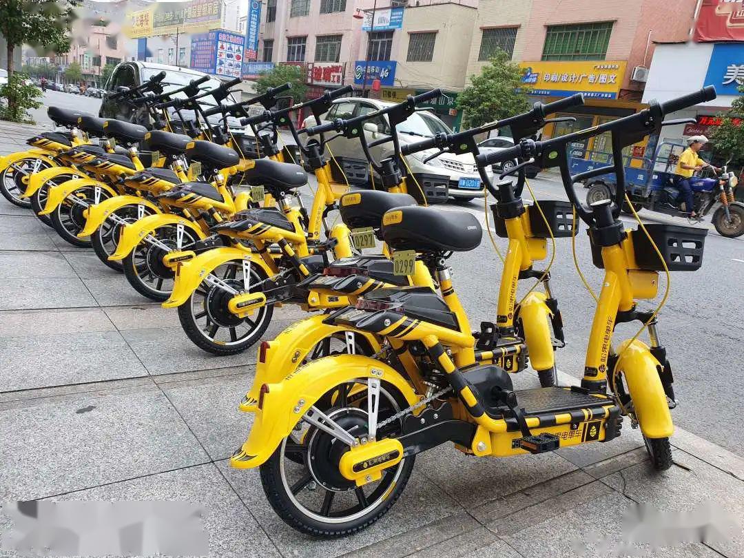 便捷!新兴街头一片"小黄车"出没,啦啦霖体验下先