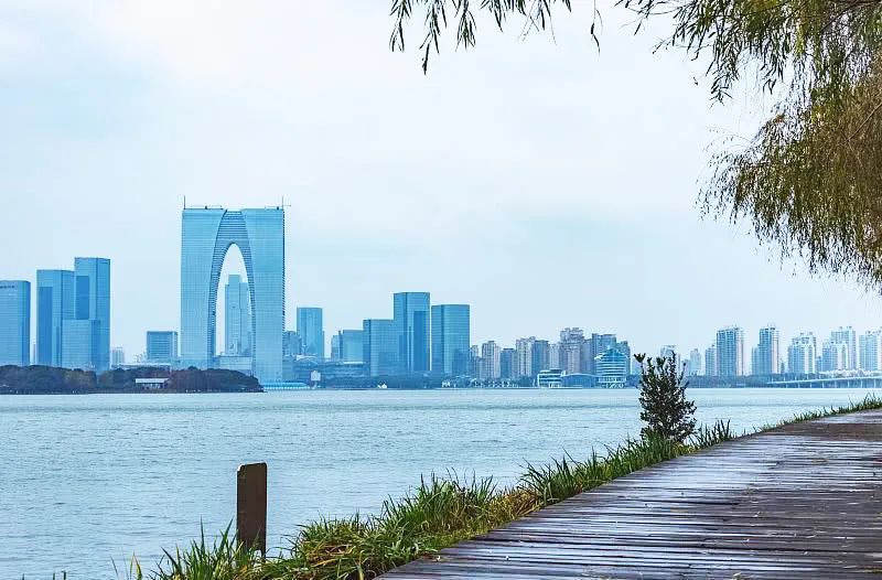 南京GDP干不过杭州_杭州人,2017一定要做这30件事 尤其是最后一件(2)