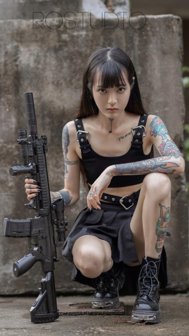 和平精英女神真有型手持m416英姿飒爽英气十足