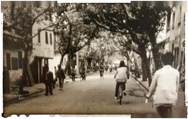 绝版老照片图片大全 9d929284f6bf41f1a4764567ecd20c55.jpeg