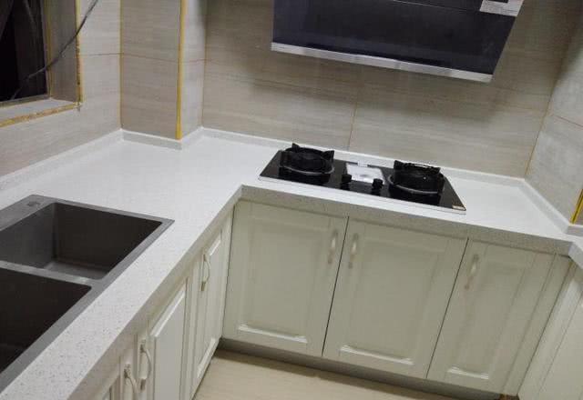 厨房石英石台面安装 b416c6c6431343f9b24c3545e6293d66.jpeg