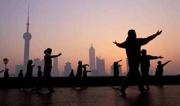夜晚不能做的事 b647b52b300f42508a3b31a5ea2796b9.jpeg