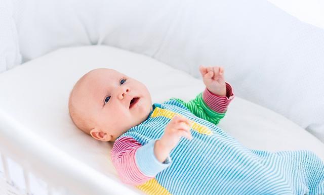 宝宝几个月开始发育听力 b6ec79cfeaf444fca5c246418b24b760.jpeg