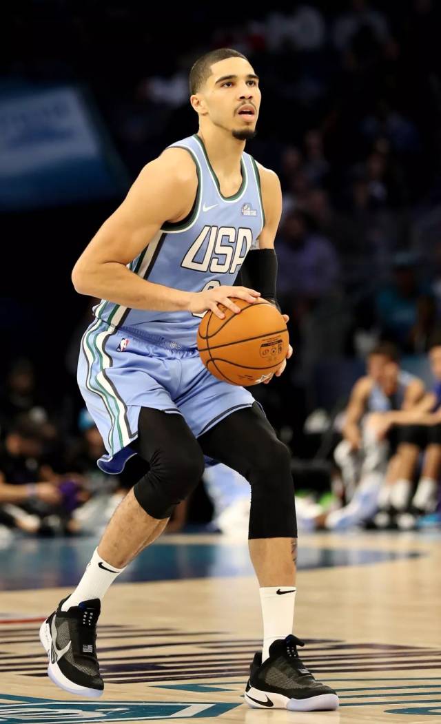 塔图姆NBA直播全场高光时刻回顾攻防两端统治力尽显球队核心地位稳固