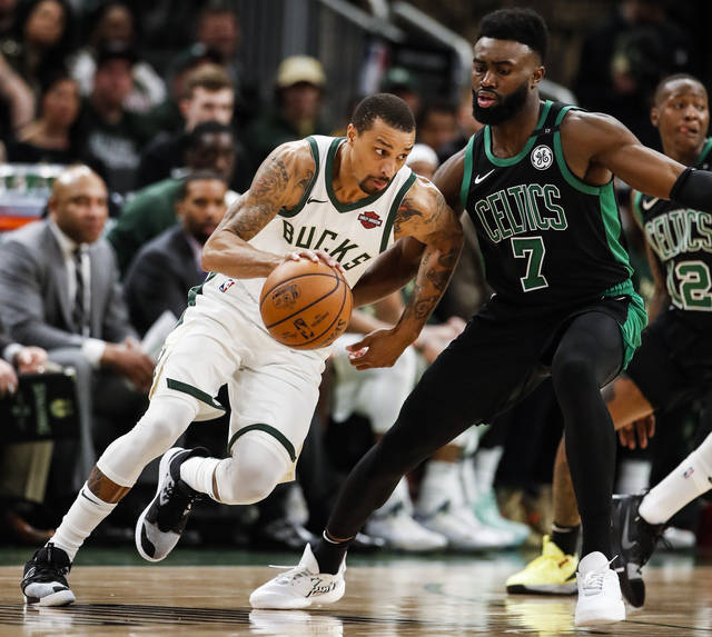 篮网雄鹿对决引爆全场巨星表现抢眼