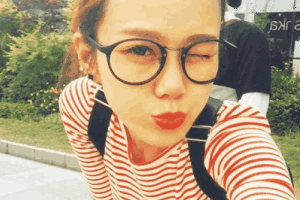 浙江90后美女幼师竟然在微信里卖这种难以启齿的东西,最后的苦果只能