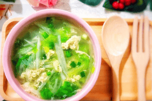 节后清肠菜谱,生菜萝卜丝虾皮鸡蛋汤,简单而且营养丰富的一道菜