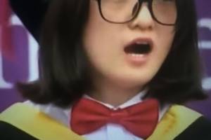 2019年本科学生毕业典礼，甘肃女孩的一句话感动了无数人。