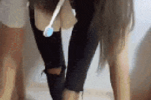 搞笑gif:今天喝酒,遇到一个对手