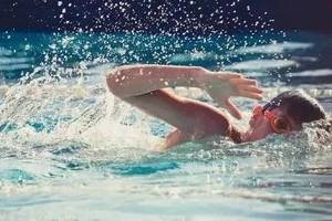 云南中考改革定了，体育成“主科”！体育100分，游泳也在内！
