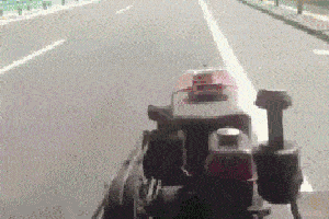 搞笑gif: 第一次上高速,听着发动机的轰鸣声,内心无比激动