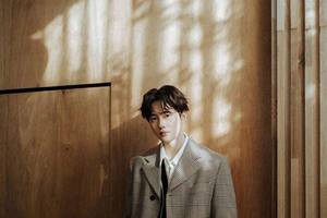 exo队长suho《自画像》,韩榜及53区itunes冠军,向粉丝表达感谢