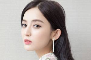 中国当红女星颜值排行前十,谁没有资格排进前十