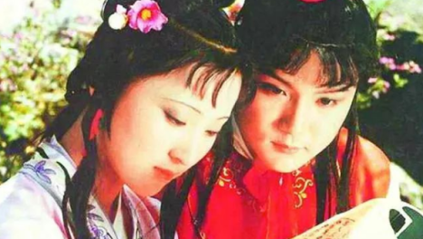 87版红楼梦陈晓旭为何总是歪着头？不是为了美，而是她有3个缺陷