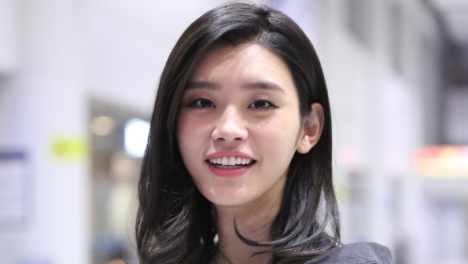 何猷君承认向奚梦瑶求婚，自曝幸好没收了准未婚妻的手机