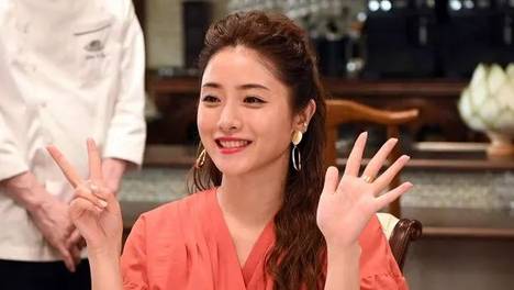 发型改变气质，这话放在石原里美身上也通用啊