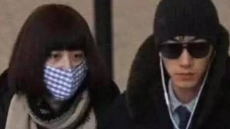 张亮像陈赫？公开承认两年前离婚，为何今还秀恩