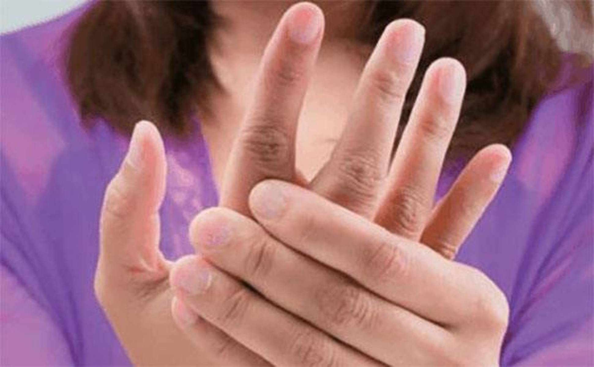 手麻到底是怎么一回事？专家告诫这5种病会引起手麻，千万要当心