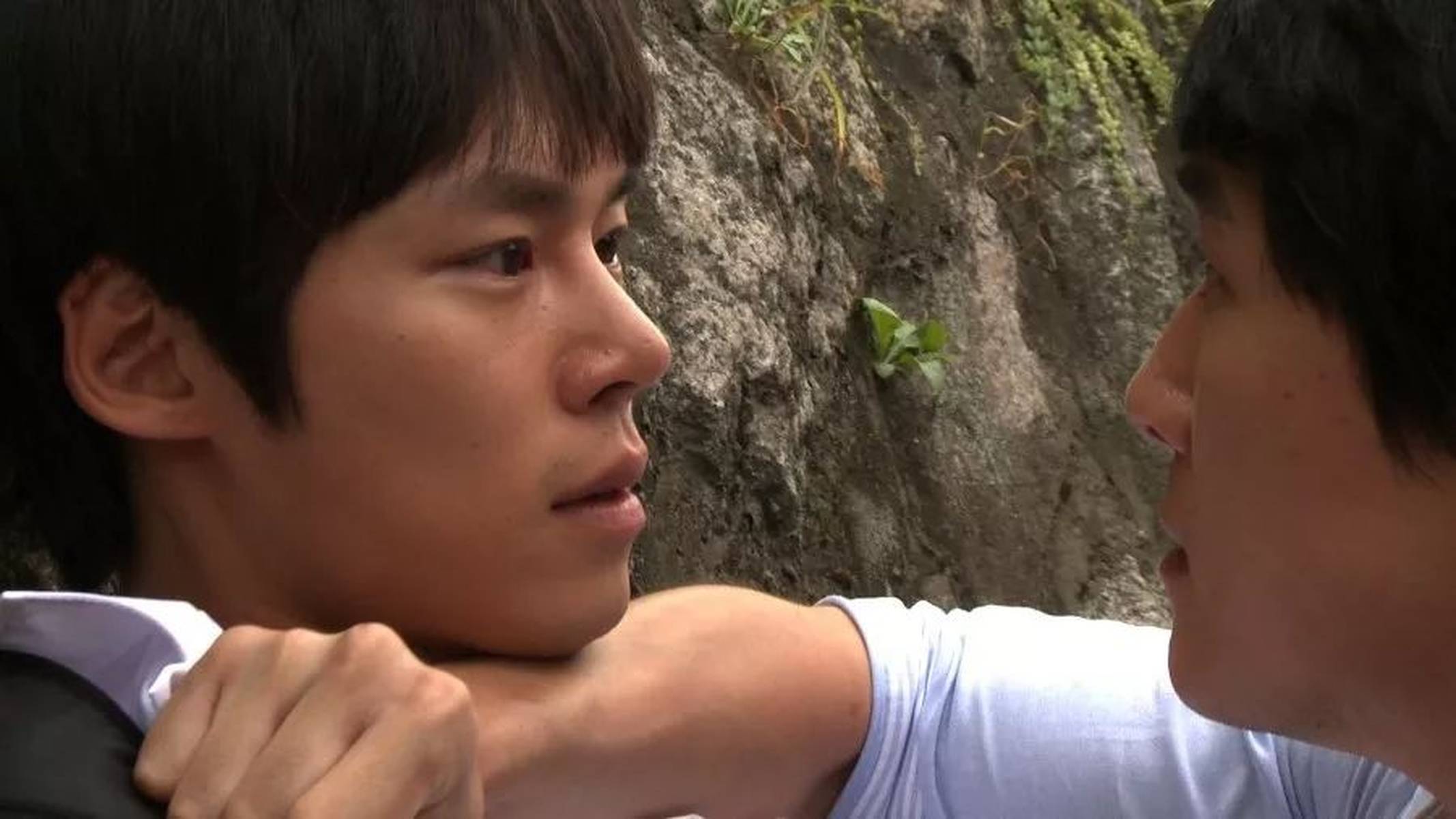 制服诱惑 南韩师生的年下恋情