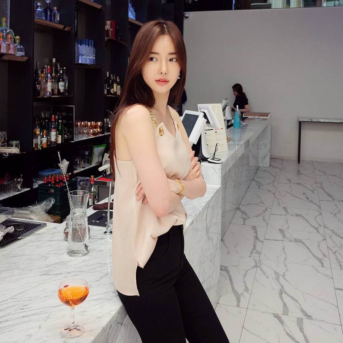 韩国气质女神ban seo jin时尚迷人街拍图片