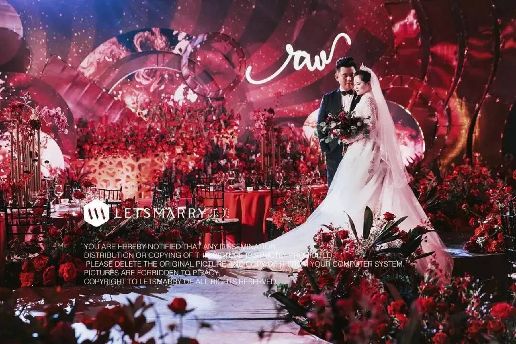 梦境中的婚礼再续，探索未竟仪式与情感深处的共鸣