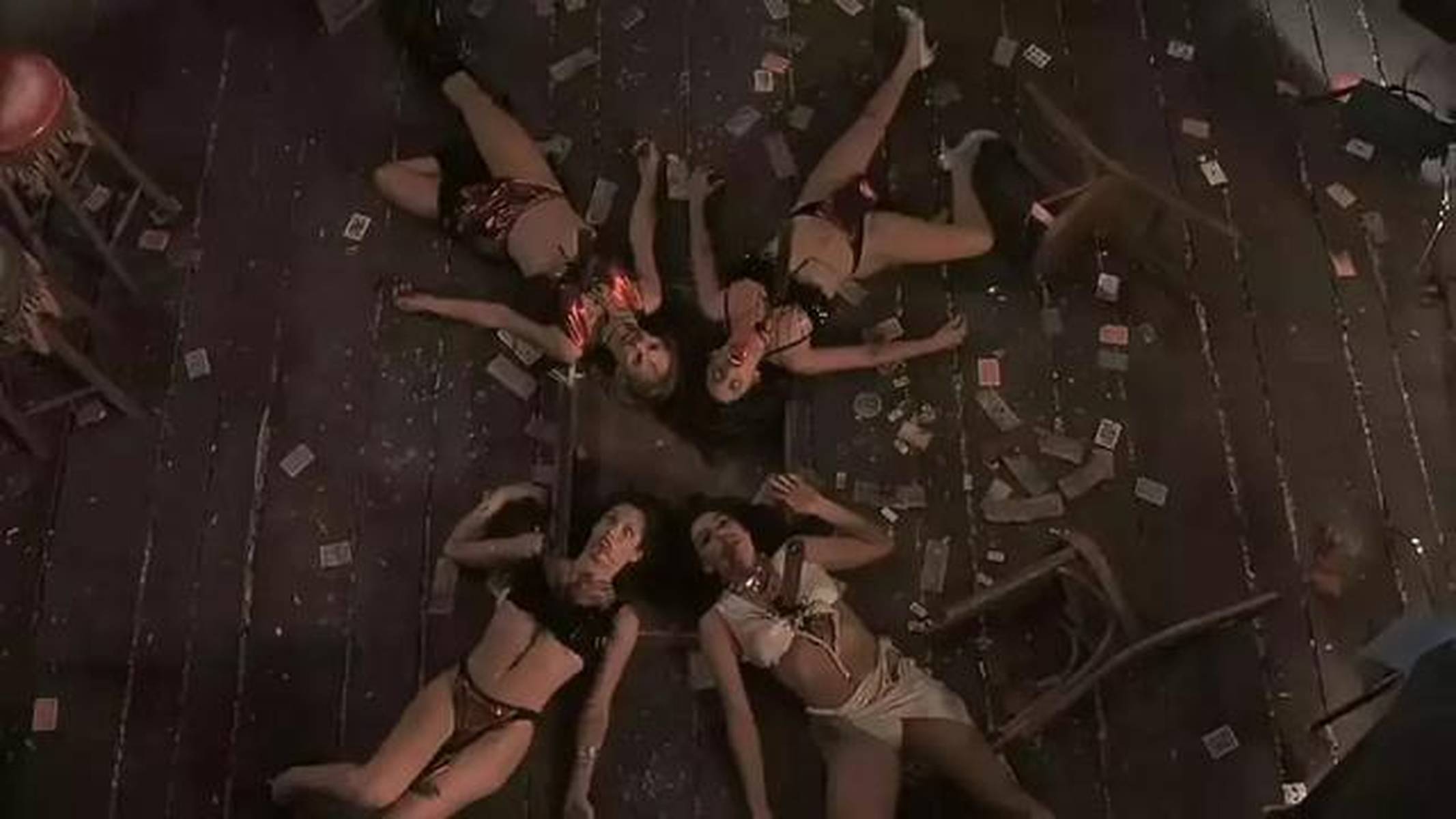 火力全开的爽片，连看3小时都不会厌倦