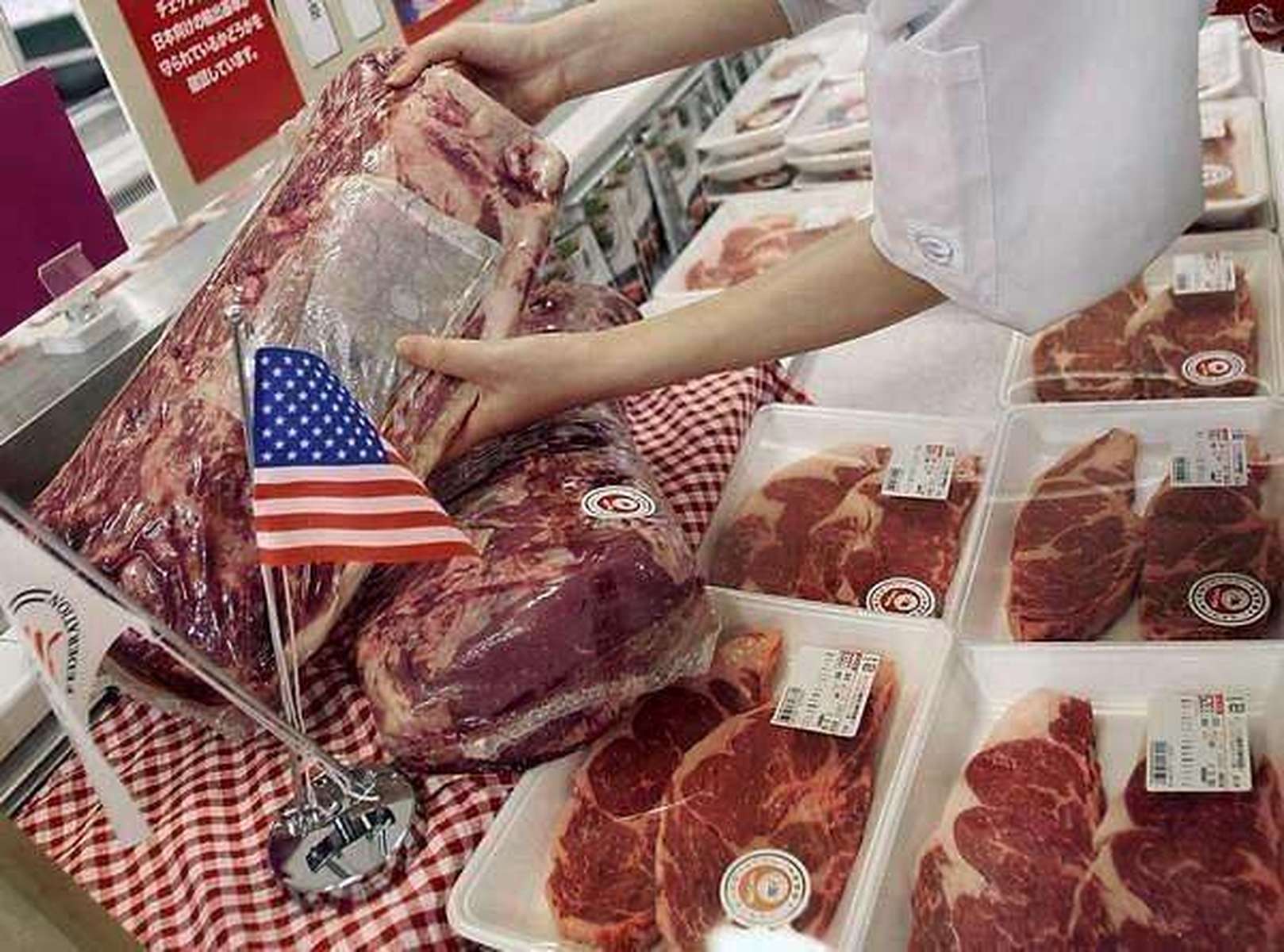 疫情当前，中国向美国进口4万吨猪肉，你咋看？