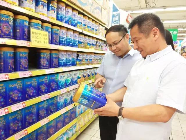 但就是在这样的环境下,冯力所经营的三元奶粉2016年逆势增长13%,销售
