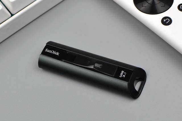 U盘玩出新激情,网页游戏私服推荐420MB/sBT页游sf固态硬盘
