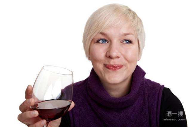 如何从葡萄酒的口感和香气来判断葡萄酒的品质
