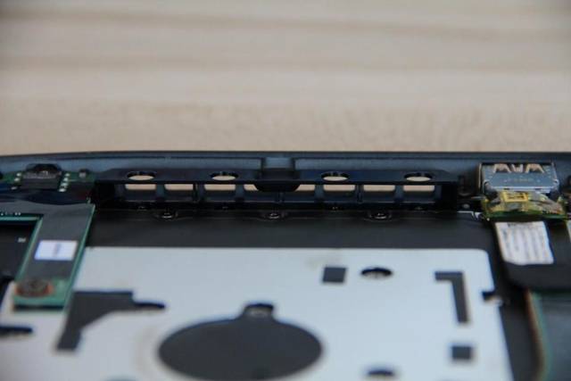 x1carbon2017拆机图解,x1carbon2016版拆机图 思考不止,进步不断thinkpad x1 carbon 2017测评