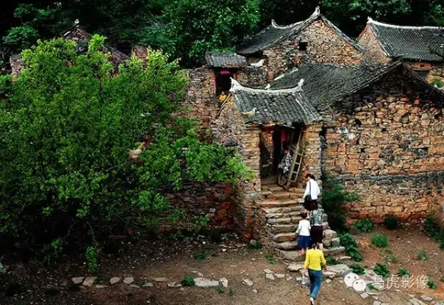 我爱家乡——难忘内乡吴垭石头村