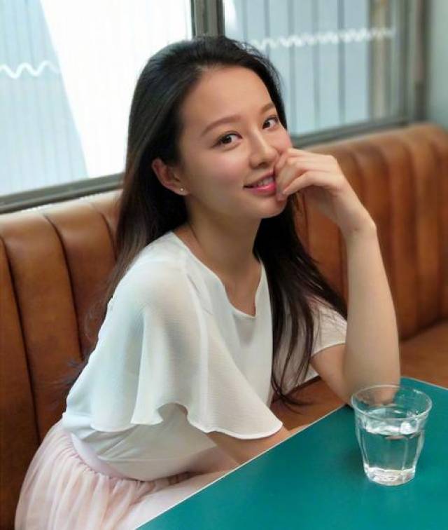 谁是OPPO拍照KING,陈伟霆、李易峰微博开怼