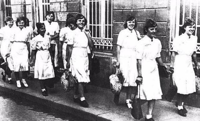 纳粹德国的特种女兵: 长得漂亮、伪装护士专杀