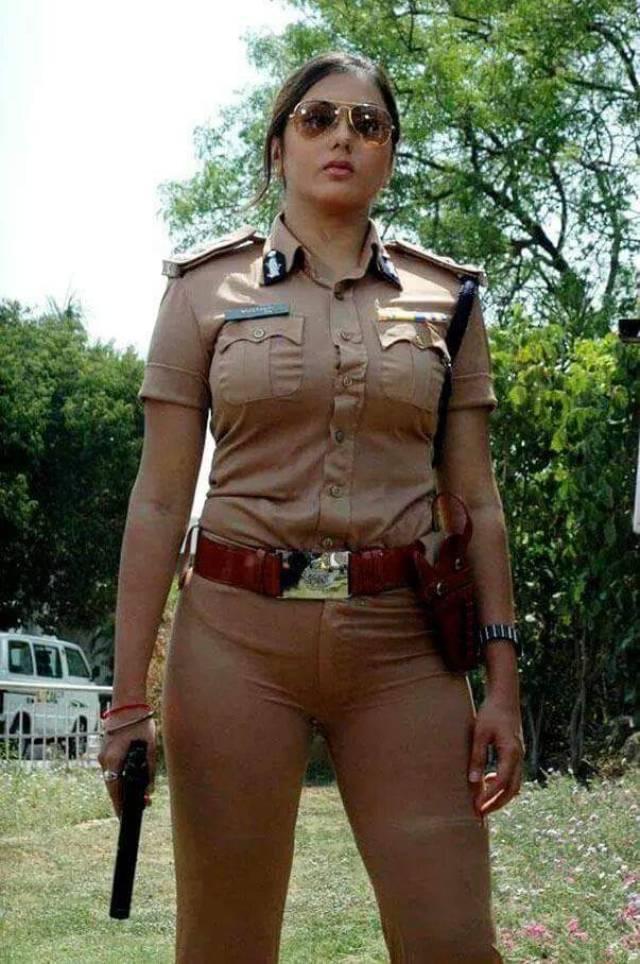 电脑上wap网:印度女兵,各种画风都有,来看看有无你欣赏的?