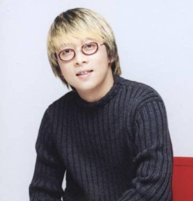 1966年6月7日出生于台湾的创作型歌手张雨生,在台湾有"音乐魔术师"之