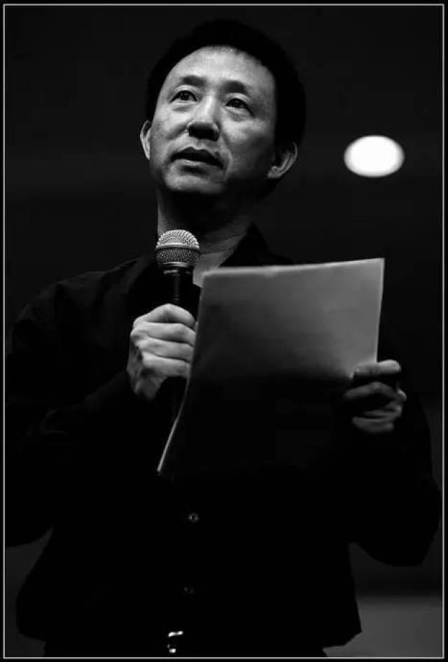 厦门同城丨诗的锋芒:朦胧派诗人欧阳江河见面