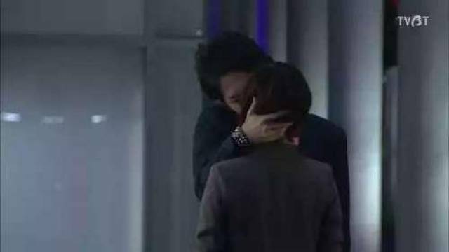 借位吻戏如何拍?刘恺威亲自示范,黄渤也可出师!