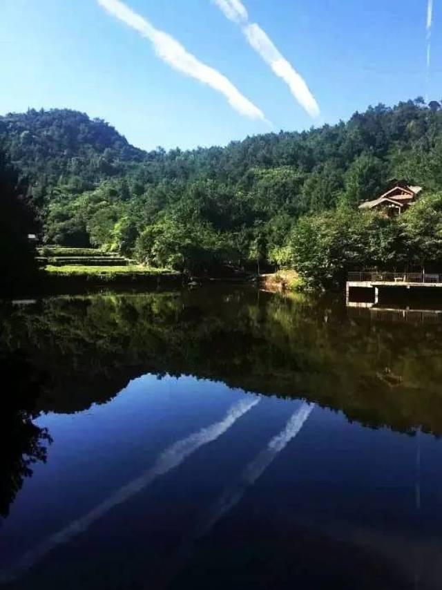 距武汉1小时,依山傍水,潜藏着一个天然避暑胜地