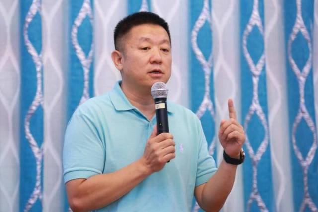 以及拥有6年硅谷投资经验,创享智库副总裁兼首席资本运营官沈海涛导师