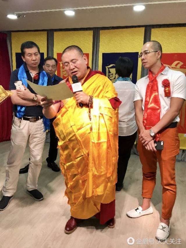 金刚法王梵文书法展吸引香港市民