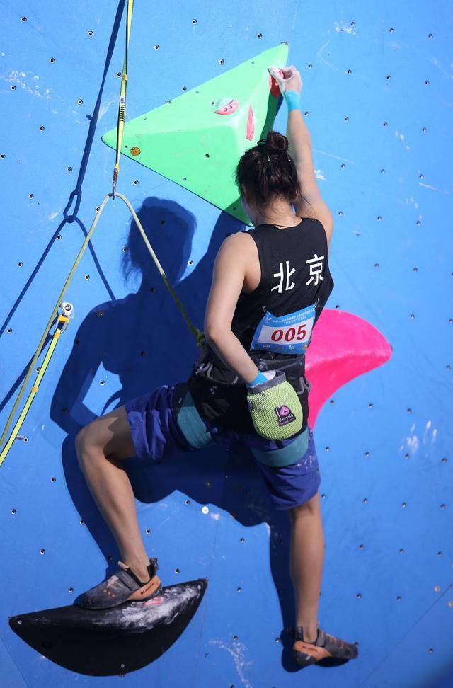 全运会攀岩比赛决出难度赛金牌 北京蒋融