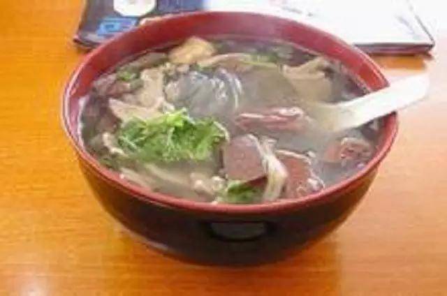 【鸭血粉丝汤】